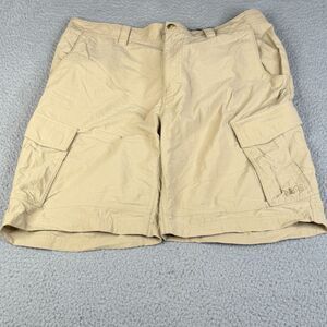 REI Sahara Cargo Shorts Men XL Beige Khaki  9" Inseam Lightweight Hiking 37249